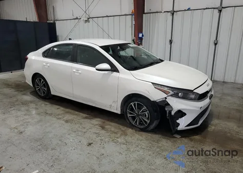 2015 Kia Forte Lx из США, поврежденный, VIN 3KPF24AD5PE567321